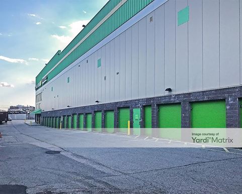 Source URL: https://cdnsc.rentcafe.com/dmslivecafe/3/1083281/1083281-1-4.jpg?width=-1&height=385&quality=80