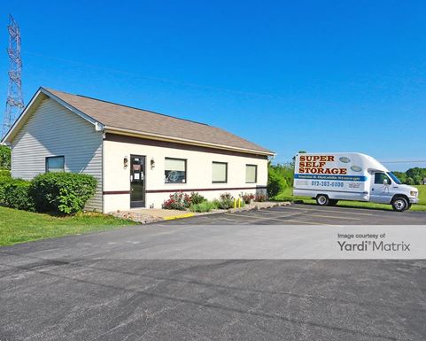 Source URL: https://cdnsc.rentcafe.com/dmslivecafe/3/1083312/1083312-1-3.jpg?width=-1&height=385&quality=80