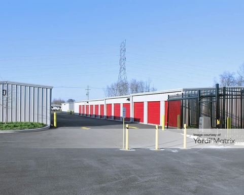 Source URL: https://cdnsc.rentcafe.com/dmslivecafe/3/1083320/1083320-1-5.jpg?width=-1&height=385&quality=80