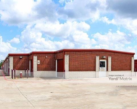 Source URL: https://cdnsc.rentcafe.com/dmslivecafe/3/1083326/1083326-1-5.jpg?width=-1&height=385&quality=80