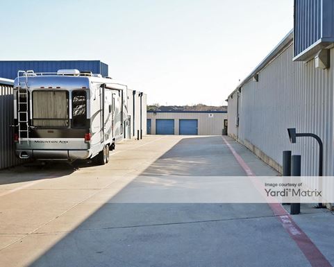 Source URL: https://cdnsc.rentcafe.com/dmslivecafe/3/1083328/1083328-1-3.jpg?width=-1&height=385&quality=80