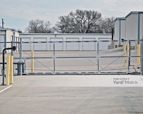 Source URL: https://cdnsc.rentcafe.com/dmslivecafe/3/1083335/1083335-1-2.jpg?width=-1&height=385&quality=80