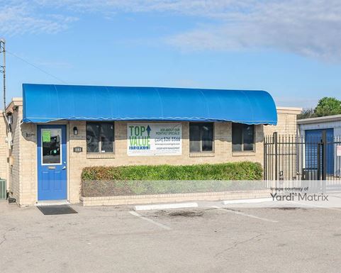 Source URL: https://cdnsc.rentcafe.com/dmslivecafe/3/1083340/1083340-1-5.jpg?width=-1&height=385&quality=80