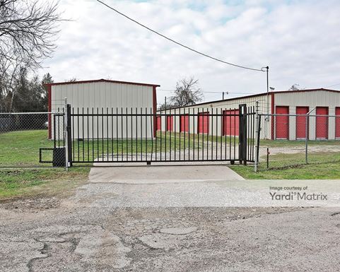 Source URL: https://cdnsc.rentcafe.com/dmslivecafe/3/1083353/1083353-1-3.jpg?width=-1&height=385&quality=80