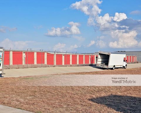 Source URL: https://cdnsc.rentcafe.com/dmslivecafe/3/1083368/1083368-1-3.jpg?width=-1&height=385&quality=80