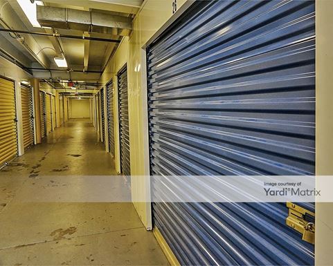 Source URL: https://cdnsc.rentcafe.com/dmslivecafe/3/1083385/1083385-1-4.jpg?width=-1&height=385&quality=80