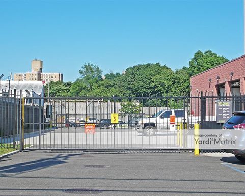 Source URL: https://cdnsc.rentcafe.com/dmslivecafe/3/1083393/1083393-1-3.jpg?width=-1&height=385&quality=80