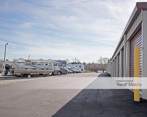 Source URL: https://cdnsc.rentcafe.com/dmslivecafe/3/1083445/1083445-1-2.jpg?width=-1&height=385&quality=80