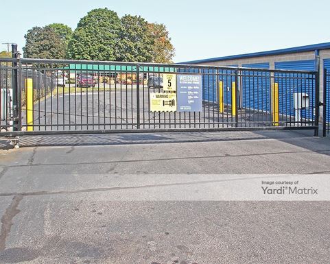 Source URL: https://cdnsc.rentcafe.com/dmslivecafe/3/1083500/1083500-1-2.jpg?width=-1&height=385&quality=80