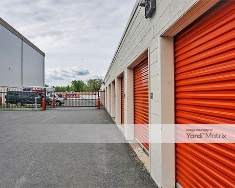 Source URL: https://cdnsc.rentcafe.com/dmslivecafe/3/1083516/1083516-1-2.jpg?width=-1&height=385&quality=80