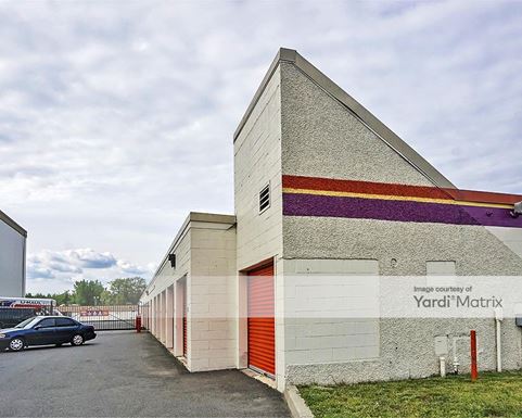 Source URL: https://cdnsc.rentcafe.com/dmslivecafe/3/1083516/1083516-1-3.jpg?width=-1&height=385&quality=80