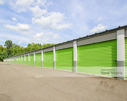 Source URL: https://cdnsc.rentcafe.com/dmslivecafe/3/1083520/1083520-1-5.jpg?width=-1&height=385&quality=80