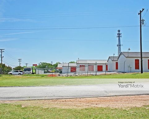 Source URL: https://cdnsc.rentcafe.com/dmslivecafe/3/1083566/1083566-1-2.jpg?width=-1&height=385&quality=80