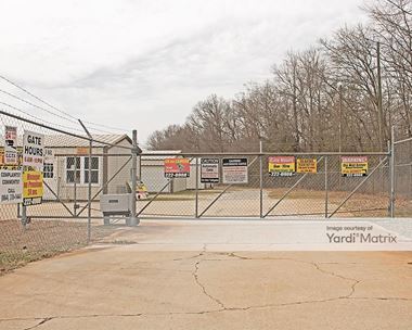 Storage Units for Rent available at 2150 White Street Ext, Anderson, SC 29624