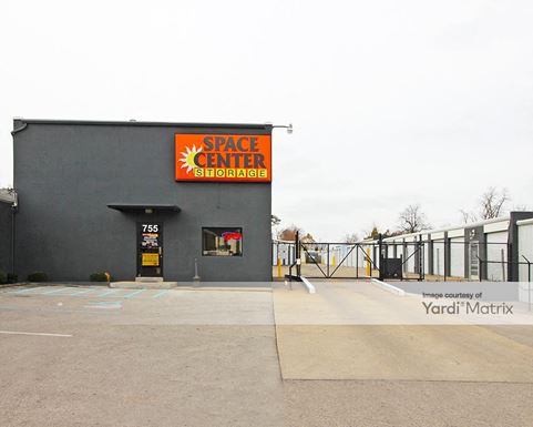 Source URL: https://cdnsc.rentcafe.com/dmslivecafe/3/1083607/1083607-1-5.jpg?width=-1&height=385&quality=80