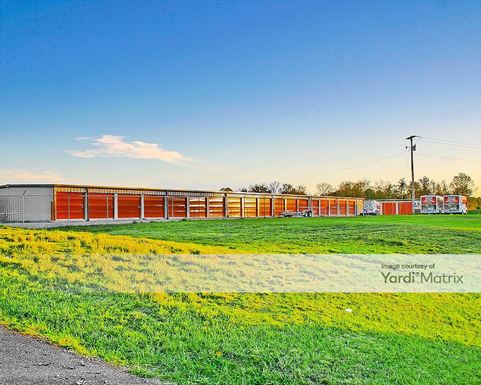 Source URL: https://cdnsc.rentcafe.com/dmslivecafe/3/1083614/1083614-1-4.jpg?width=-1&height=385&quality=80