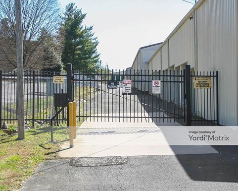 Source URL: https://cdnsc.rentcafe.com/dmslivecafe/3/1083630/1083630-1-4.jpg?width=-1&height=385&quality=80