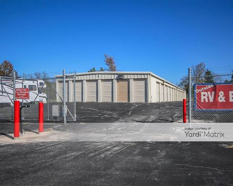 Source URL: https://cdnsc.rentcafe.com/dmslivecafe/3/1083687/1083687-1-6.jpg?width=-1&height=385&quality=80