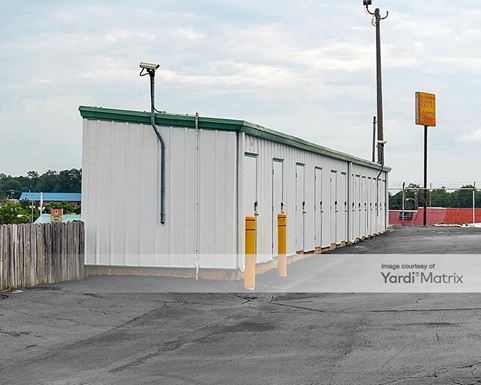 Source URL: https://cdnsc.rentcafe.com/dmslivecafe/3/1083695/1083695-1-4.jpg?width=-1&height=385&quality=80