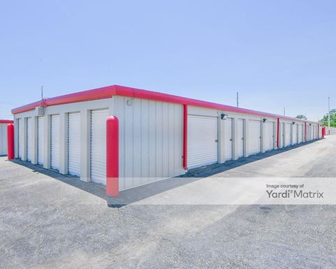 Source URL: https://cdnsc.rentcafe.com/dmslivecafe/3/1083696/1083696-1-4.jpg?width=-1&height=385&quality=80