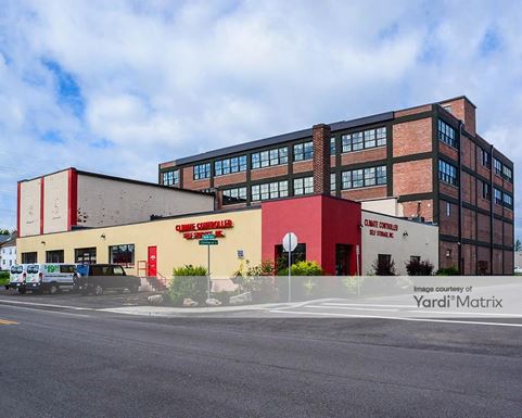 Source URL: https://cdnsc.rentcafe.com/dmslivecafe/3/1083725/1083725-1-3.jpg?width=-1&height=385&quality=80