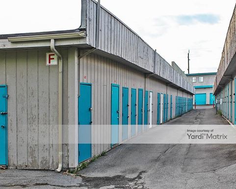 Source URL: https://cdnsc.rentcafe.com/dmslivecafe/3/1083763/1083763-1-3.jpg?width=-1&height=385&quality=80