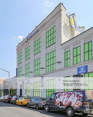 Source URL: https://cdnsc.rentcafe.com/dmslivecafe/3/1083810/1083810-1-5.jpg?width=-1&height=385&quality=80