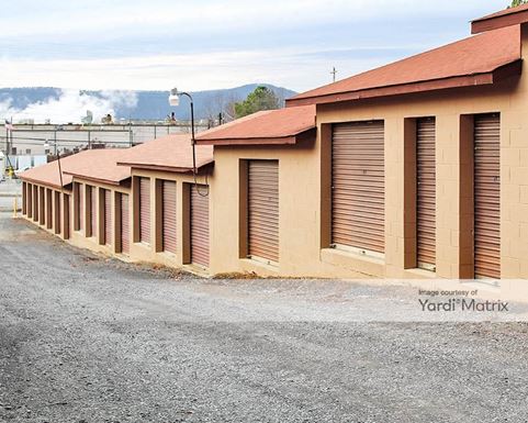 Source URL: https://cdnsc.rentcafe.com/dmslivecafe/3/1083886/1083886-1-3.jpg?width=-1&height=385&quality=80