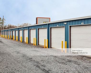 Storage Units for Rent available at 5272 Highway 225 North, Chatsworth, GA 30705