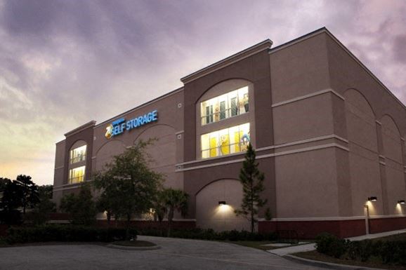 Source URL: https://cdnsc.rentcafe.com/dmslivecafe/3/1121986/101_580x386.jpg?width=-1&height=385&quality=80