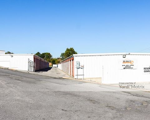 Source URL: https://cdnsc.rentcafe.com/dmslivecafe/3/1198831/1198831-1-3.jpg?width=-1&height=385&quality=80