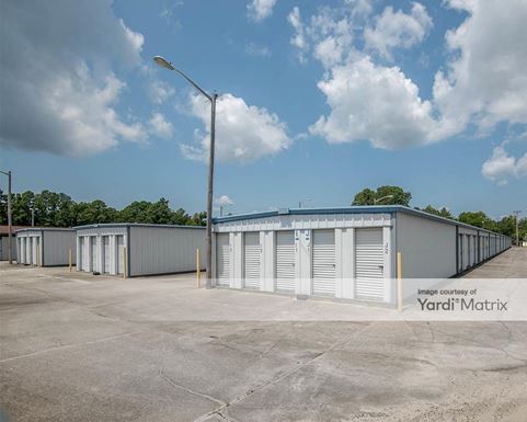 Source URL: https://cdnsc.rentcafe.com/dmslivecafe/3/1198894/1198894-1-2.jpg?width=-1&height=385&quality=80