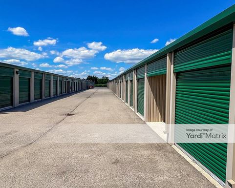 Source URL: https://cdnsc.rentcafe.com/dmslivecafe/3/1198939/1198939-1-3.jpg?width=-1&height=385&quality=80