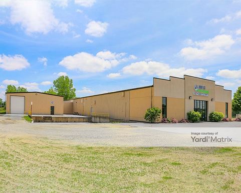 Source URL: https://cdnsc.rentcafe.com/dmslivecafe/3/1198940/1198940-1-5.jpg?width=-1&height=385&quality=80