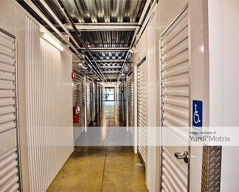 Source URL: https://cdnsc.rentcafe.com/dmslivecafe/3/1198941/1198941-1-3.jpg?width=-1&height=385&quality=80