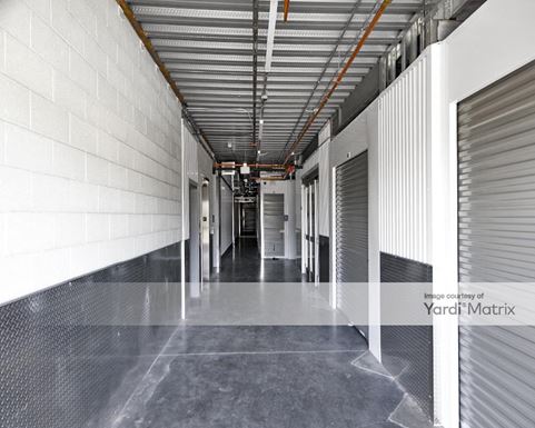 Source URL: https://cdnsc.rentcafe.com/dmslivecafe/3/1198946/1198946-1-5.jpg?width=-1&height=385&quality=80