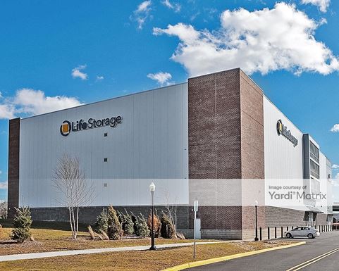 Source URL: https://cdnsc.rentcafe.com/dmslivecafe/3/1198961/1198961-1-3.jpg?width=-1&height=385&quality=80