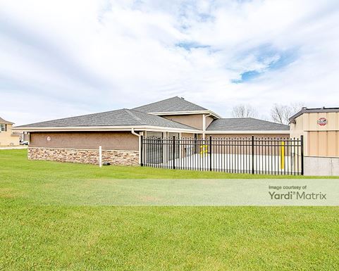 Source URL: https://cdnsc.rentcafe.com/dmslivecafe/3/1198967/1198967-1-3.jpg?width=-1&height=385&quality=80