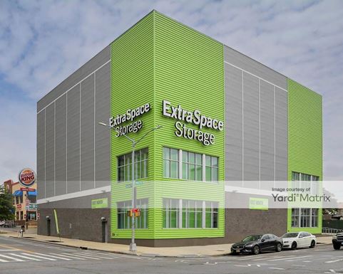 Source URL: https://cdnsc.rentcafe.com/dmslivecafe/3/1198986/1198986-1-4.jpg?width=-1&height=385&quality=80