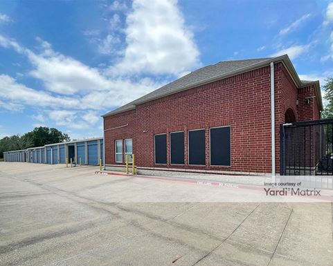 Source URL: https://cdnsc.rentcafe.com/dmslivecafe/3/1198987/1198987-1-2.jpg?width=-1&height=385&quality=80