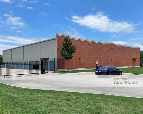 Source URL: https://cdnsc.rentcafe.com/dmslivecafe/3/1198987/1198987-1-3.jpg?width=-1&height=385&quality=80