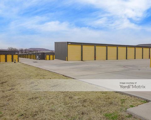 Source URL: https://cdnsc.rentcafe.com/dmslivecafe/3/1199047/1199047-1-5.jpg?width=-1&height=385&quality=80