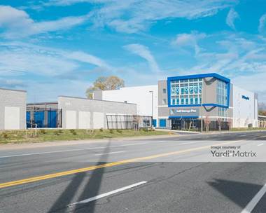 Storage Units for Rent available at 3318 Eastern Blvd, Middle River, MD 21220