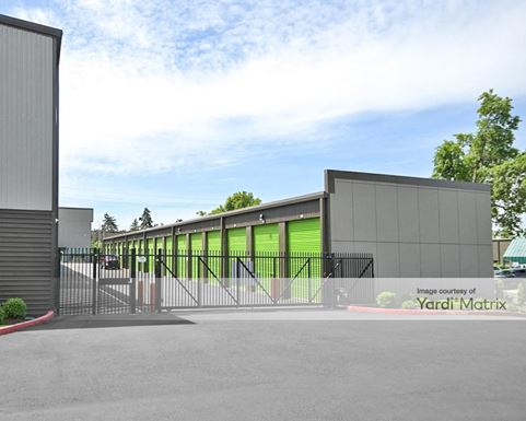 Source URL: https://cdnsc.rentcafe.com/dmslivecafe/3/1199052/1199052-1-4.jpg?width=-1&height=385&quality=80