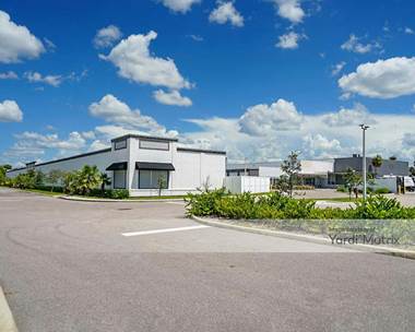 Storage Units for Rent available at 2670 Colonial Blvd, Fort Myers, FL 33907