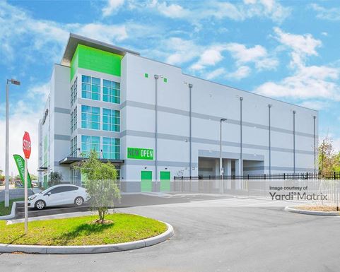 Source URL: https://cdnsc.rentcafe.com/dmslivecafe/3/1199227/1199227-1-5.jpg?width=-1&height=385&quality=80