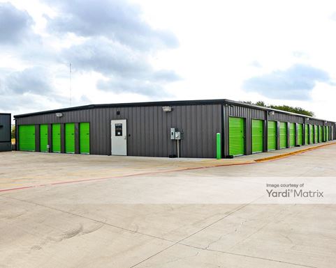 Source URL: https://cdnsc.rentcafe.com/dmslivecafe/3/1199257/1199257-1-4.jpg?width=-1&height=385&quality=80