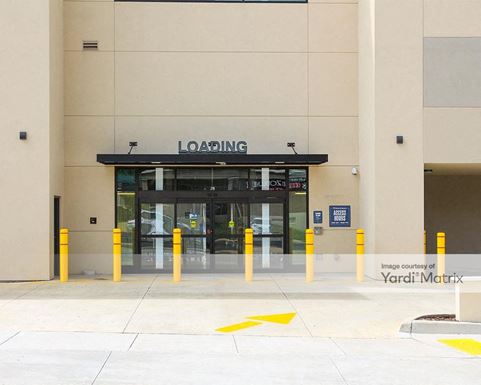 Source URL: https://cdnsc.rentcafe.com/dmslivecafe/3/1199264/1199264-1-4.jpg?width=-1&height=385&quality=80