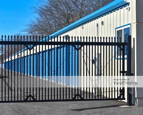 Source URL: https://cdnsc.rentcafe.com/dmslivecafe/3/1199275/1199275-1-2.jpg?width=-1&height=385&quality=80