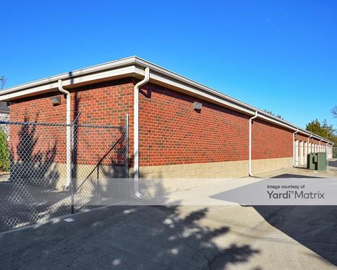 Source URL: https://cdnsc.rentcafe.com/dmslivecafe/3/1351708/1351708-1-4.jpg?width=-1&height=385&quality=80